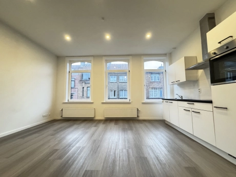 687276cad4564ffa8b1065feb528eed8 thumbnail