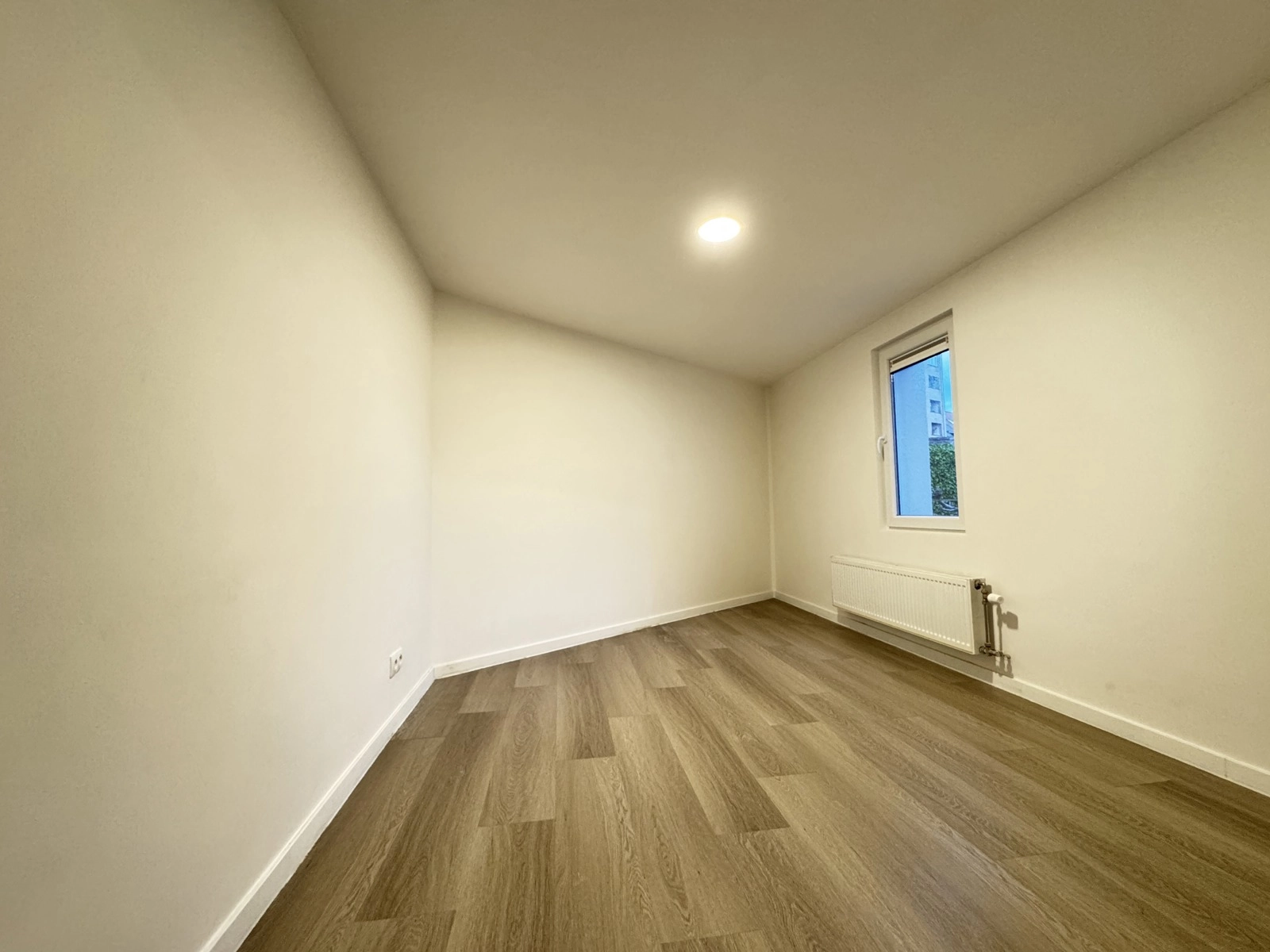 72e3d99cf9df427e864a5ecbb4dcddab photo