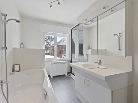 0a5287f6177345f2bd6fc124ae6479c6 thumbnail