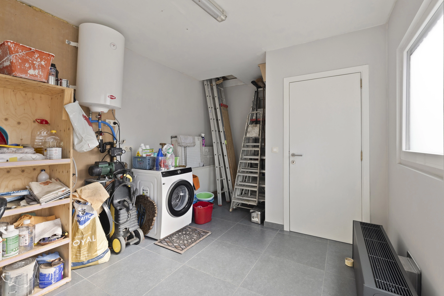 0fab90c24556479e9759f36f26615aa0 photo