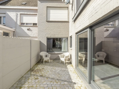 598b86ab5e73418788ec7ead91b47584 thumbnail