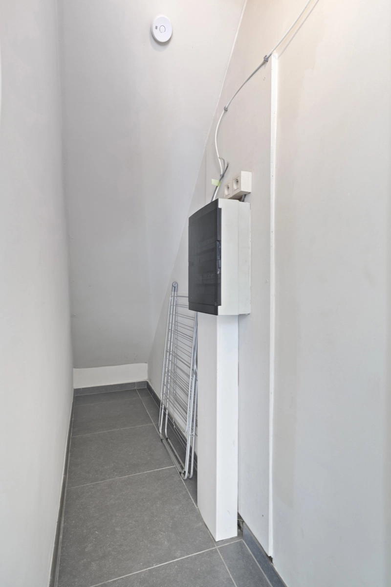 64f3a8e160a343fb922b9f7fa256760b photo