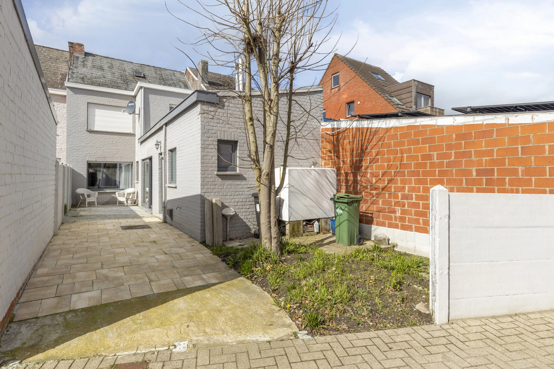 6814352cd76a473582f1cad7eecf6417 photo