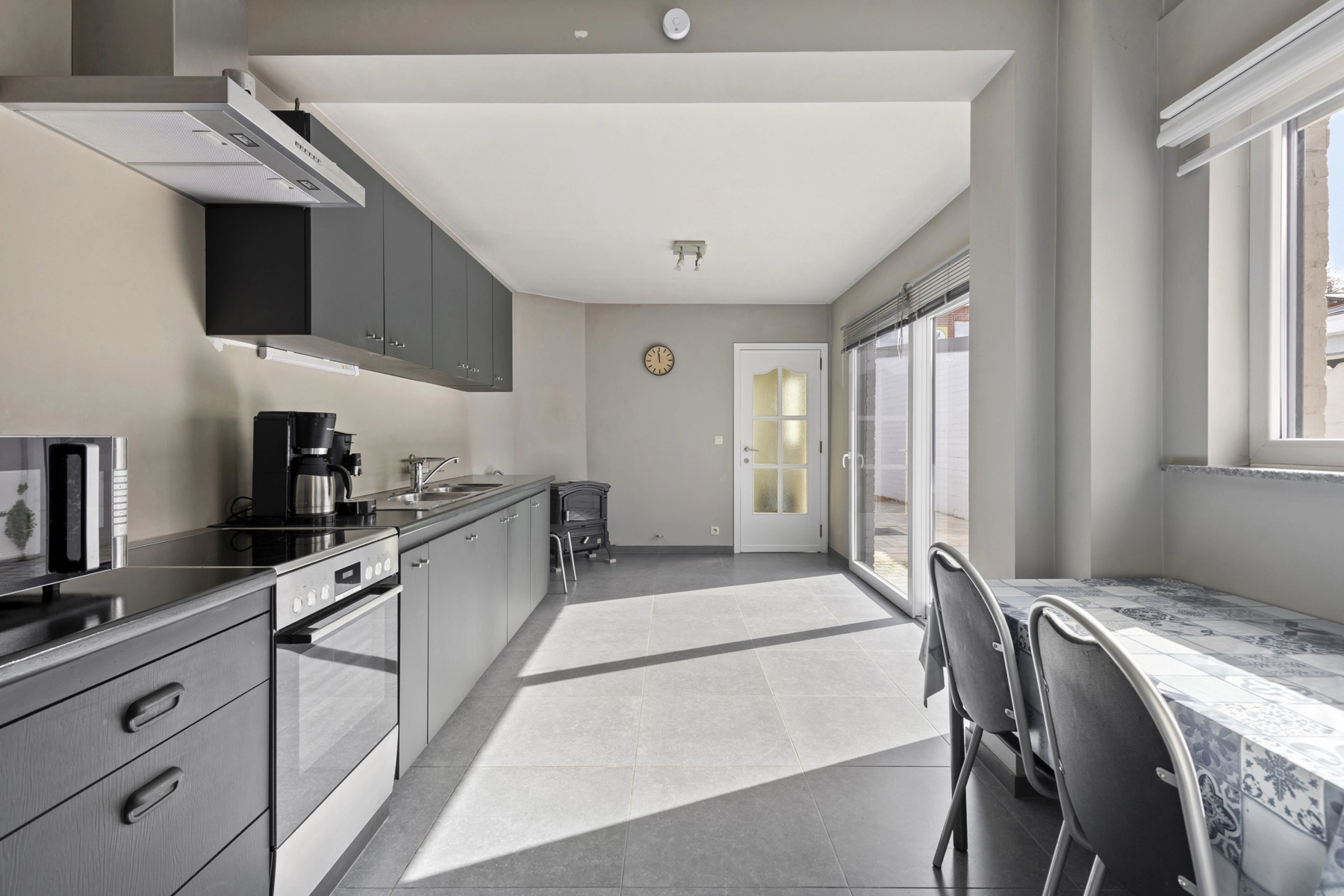 c93202e8157b493584e24968d297aa91 photo