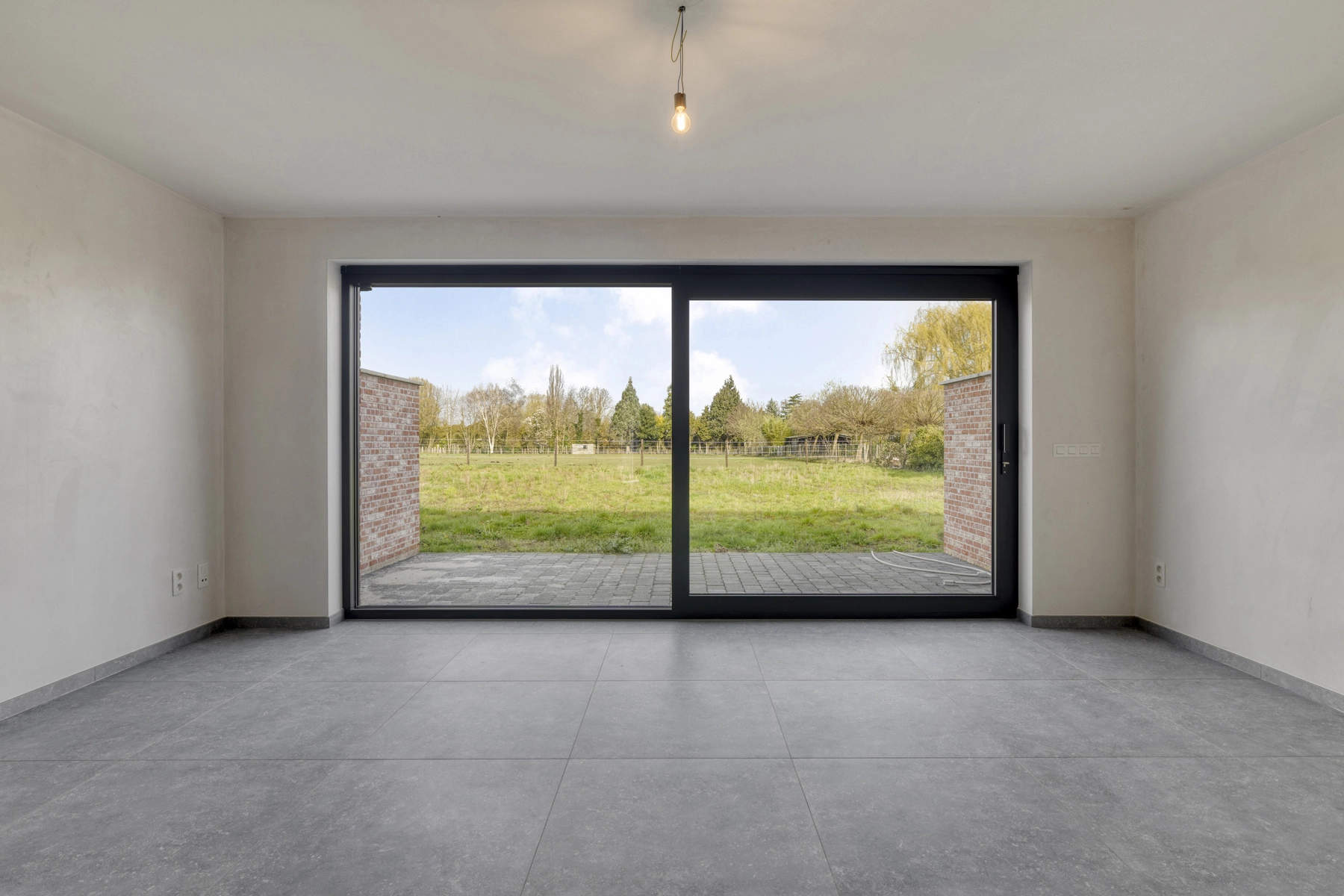 2c730df202974caba0caf13a3a0e95fd photo