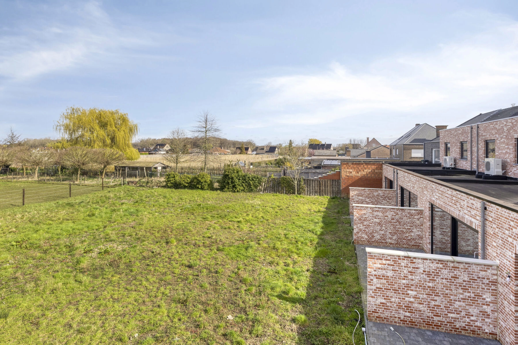 c0a9c530c8f04c23b5a08fbbe7b16f2b photo