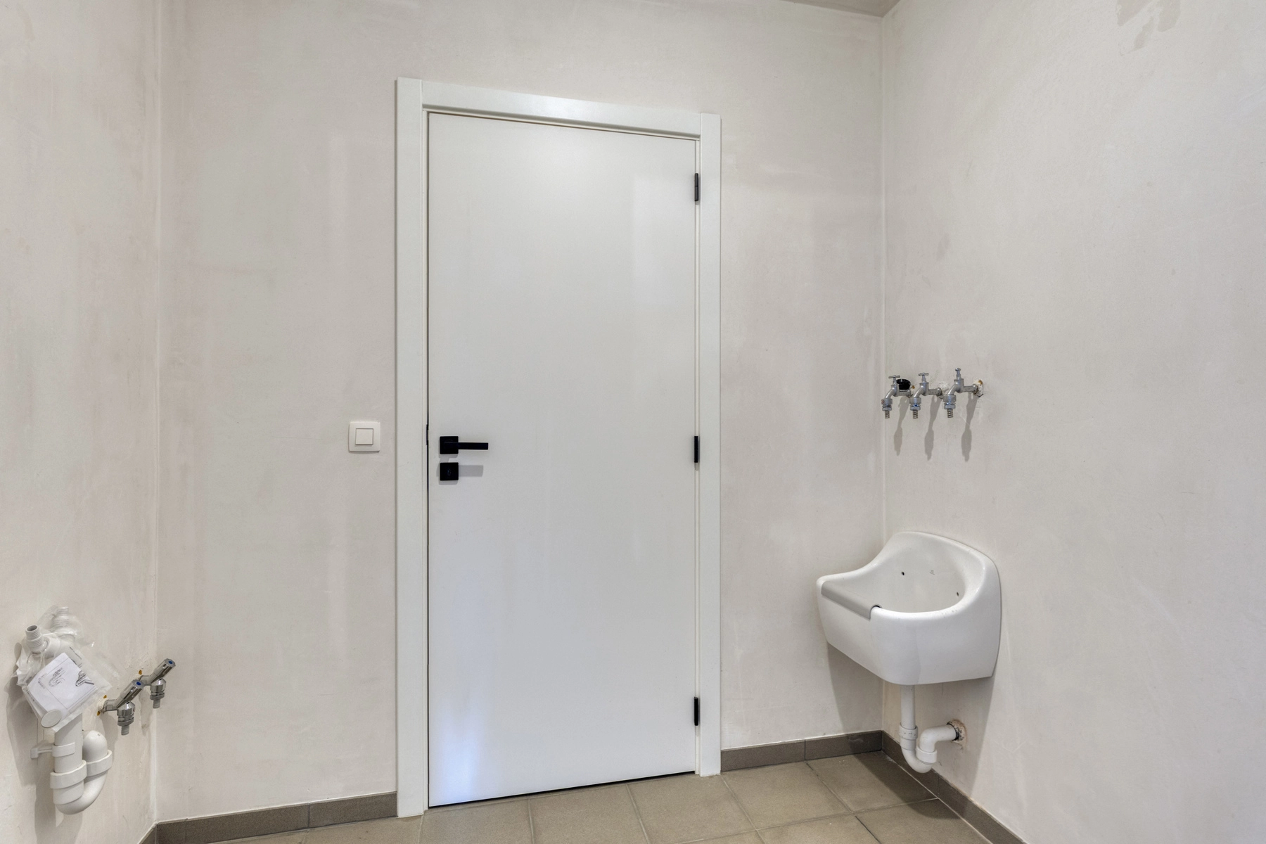 e9f7080780e6404fa390cdb06895c973 photo