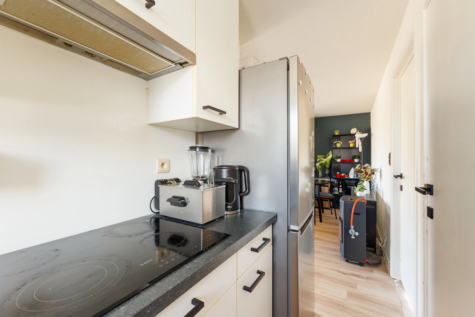 0626150de99745ec8725f72e068ebdb7 photo