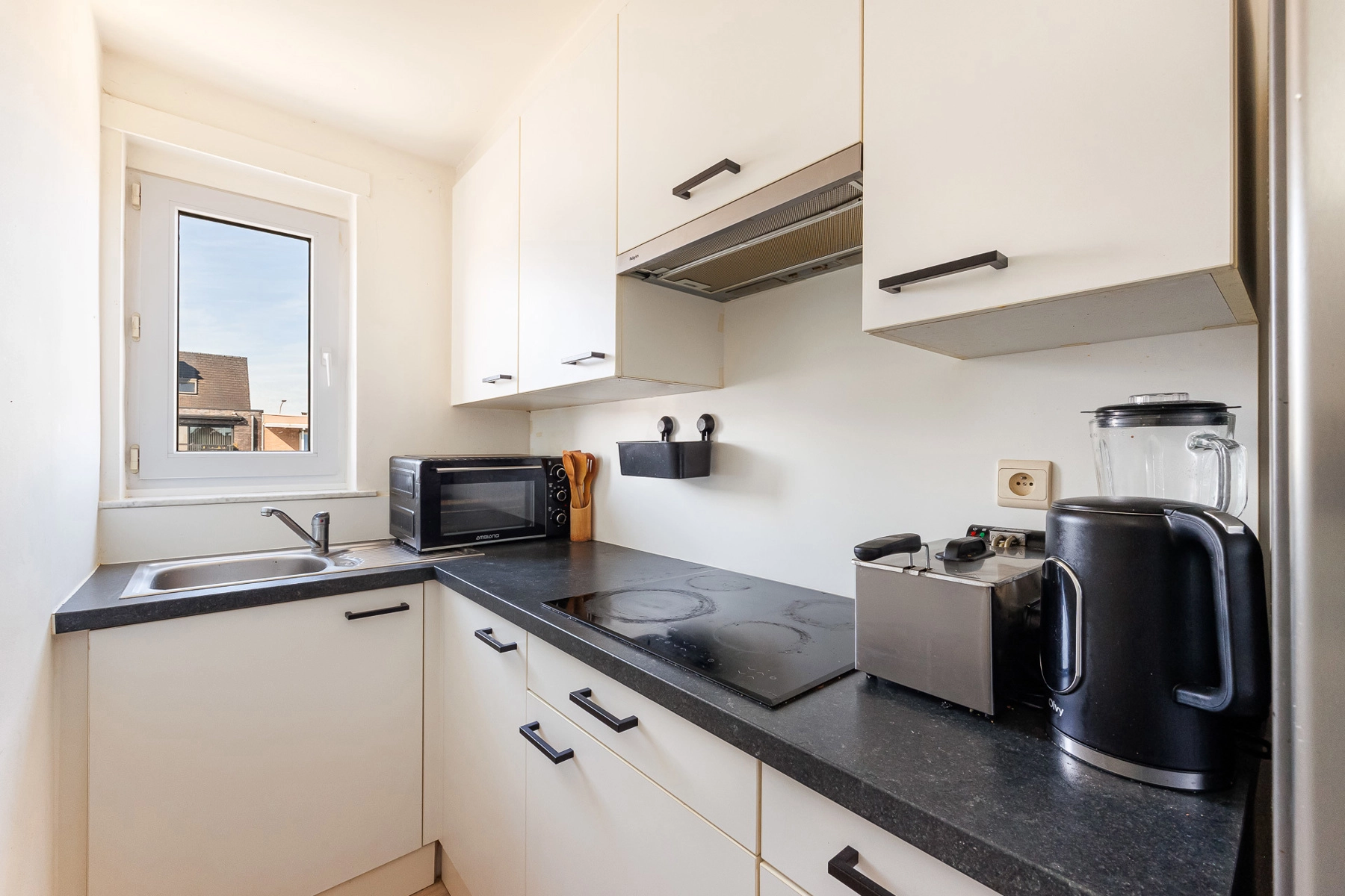 4cfb79e71c4a47a6a1f97232d3a5cf3a photo