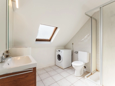 ae3f905047e346aea8d73e9211aaae25 thumbnail