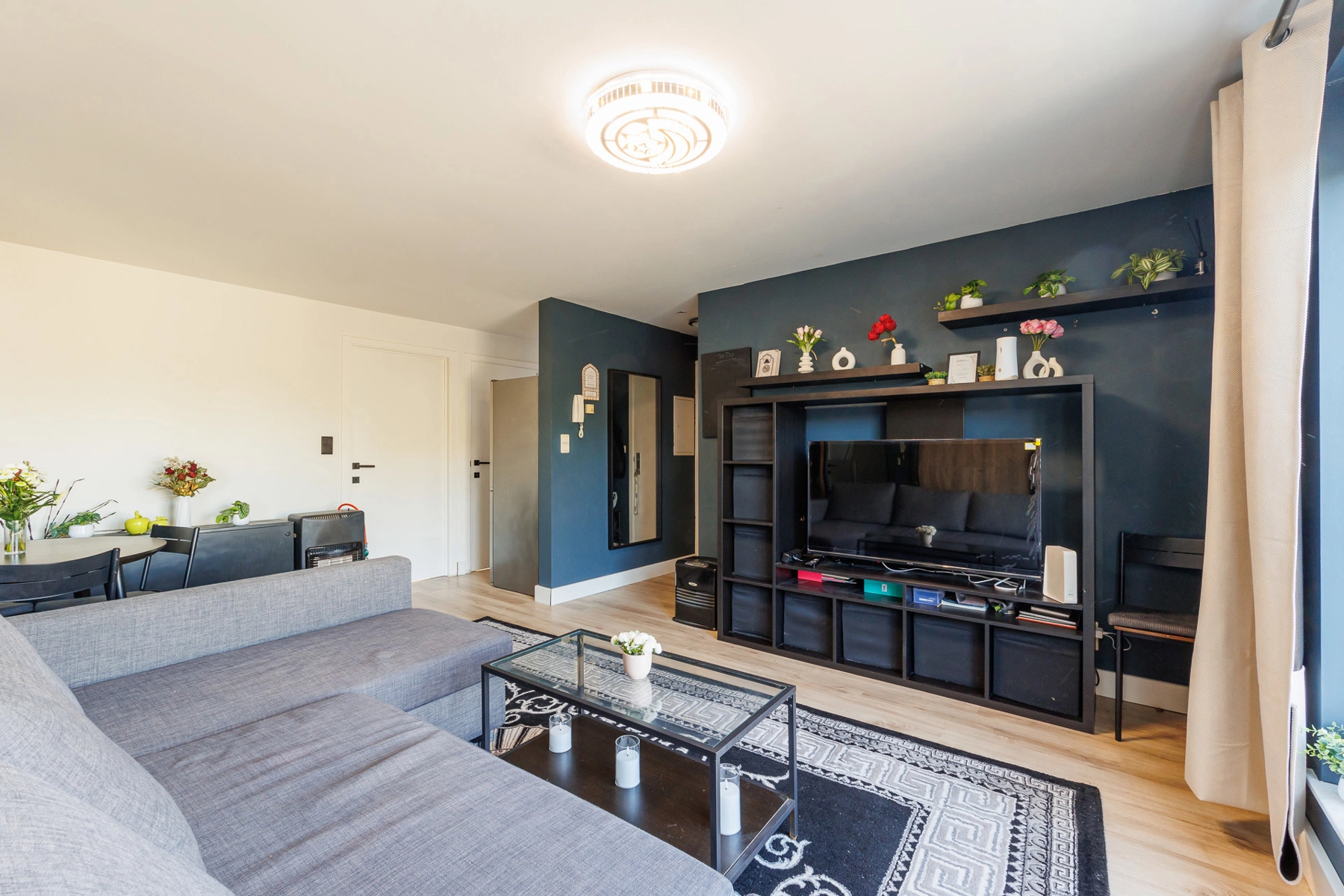 c9229360d12c4c6a866fac0e3a652138 photo