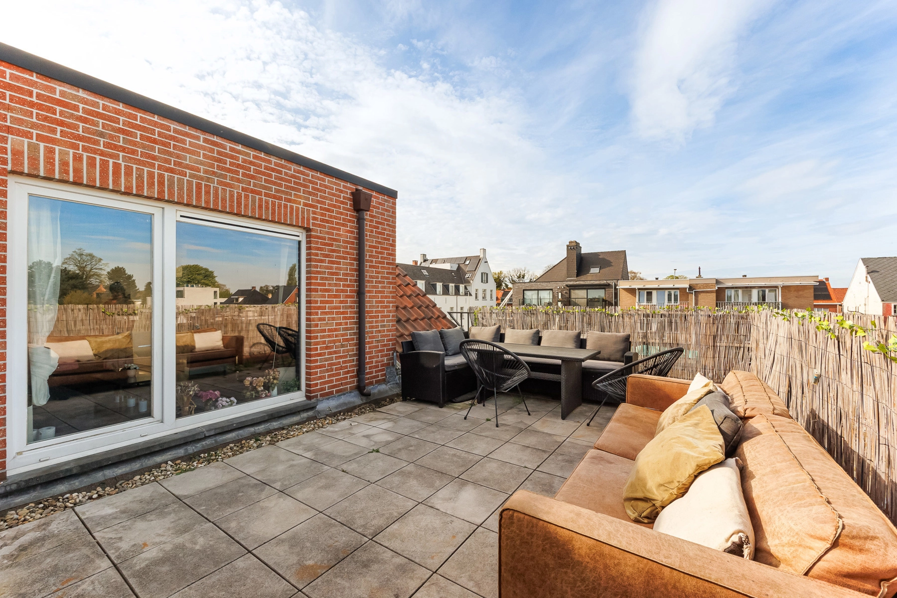 e2dedfa87bd14ea78d633c29d9308a41 photo