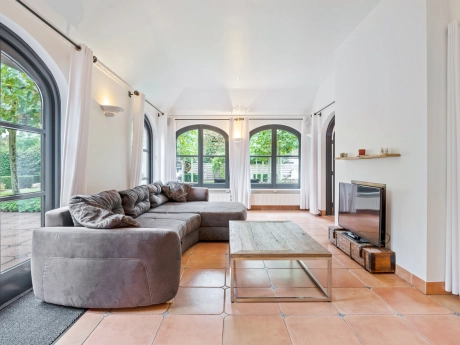 12d2e30472d849a0970694d4a421aa5a thumbnail