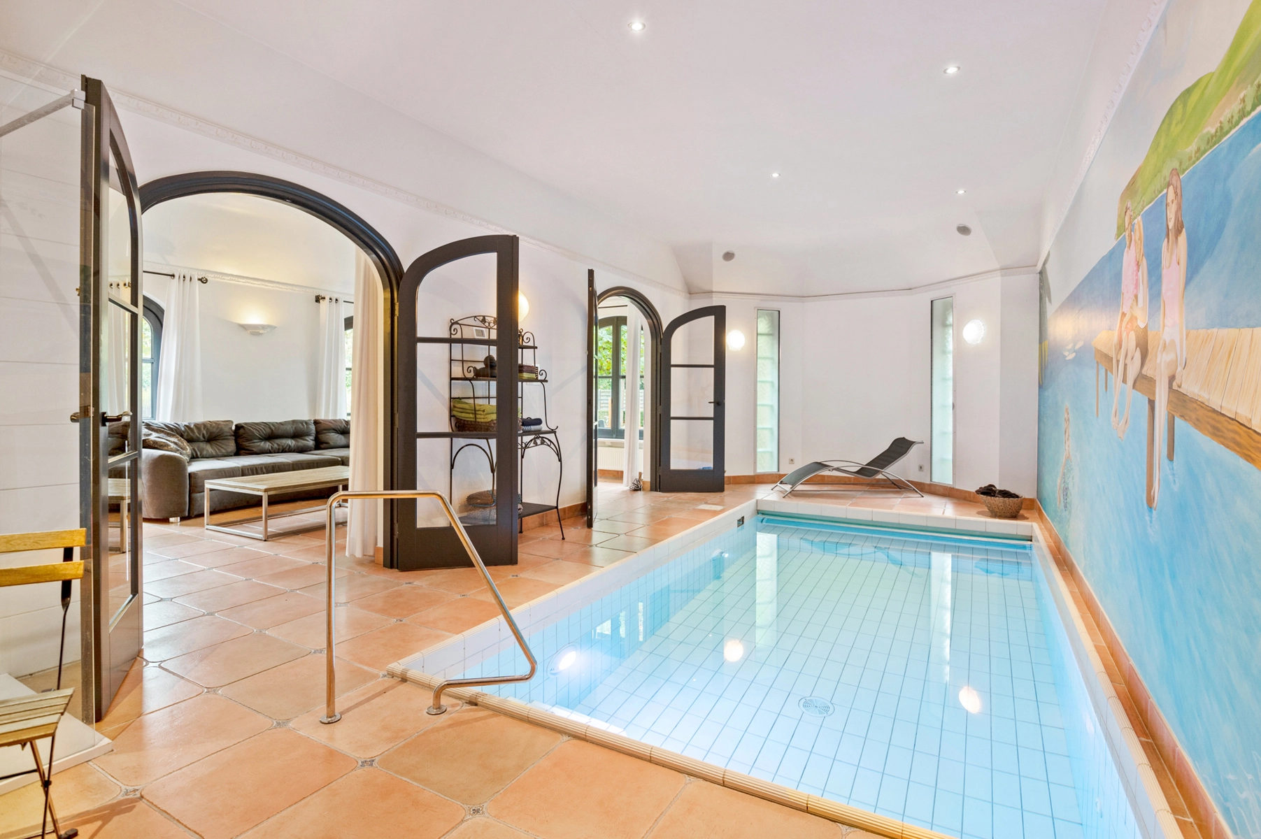 89a11deb9352481da37e8de8957ea1f9 photo