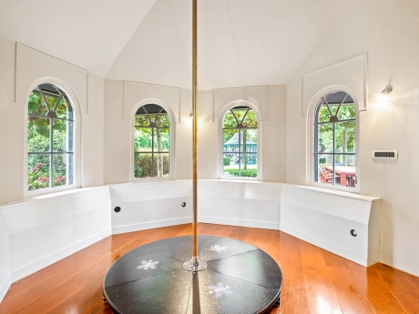 8d923adedfa64c62850333680c33115d thumbnail