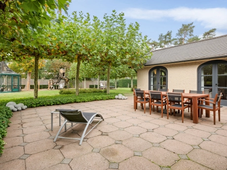 95075c5423c848a495a3666945294e02 thumbnail