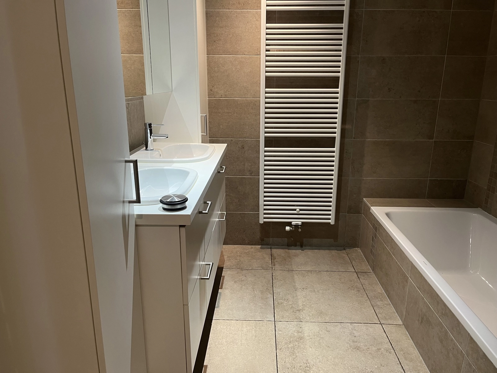 94379c92205141d2b99d015909c1a2bf photo