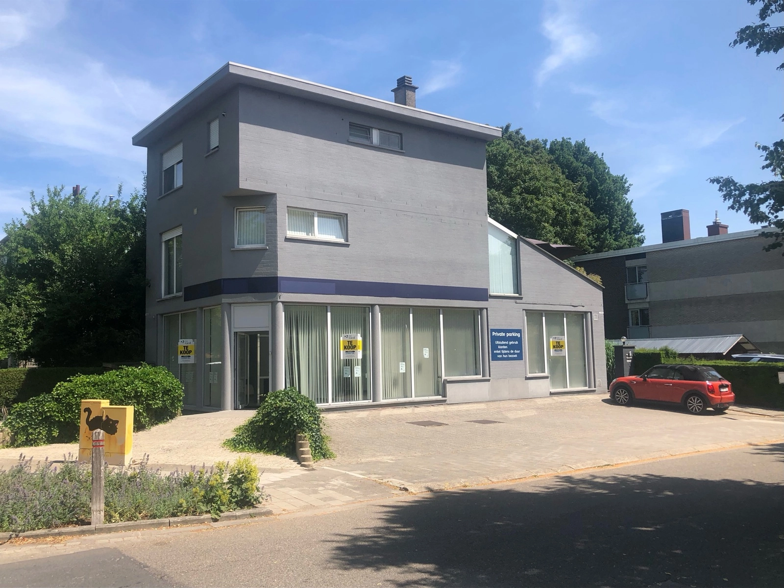 7ea8be96d432439ca3950ec4cc26149a photo