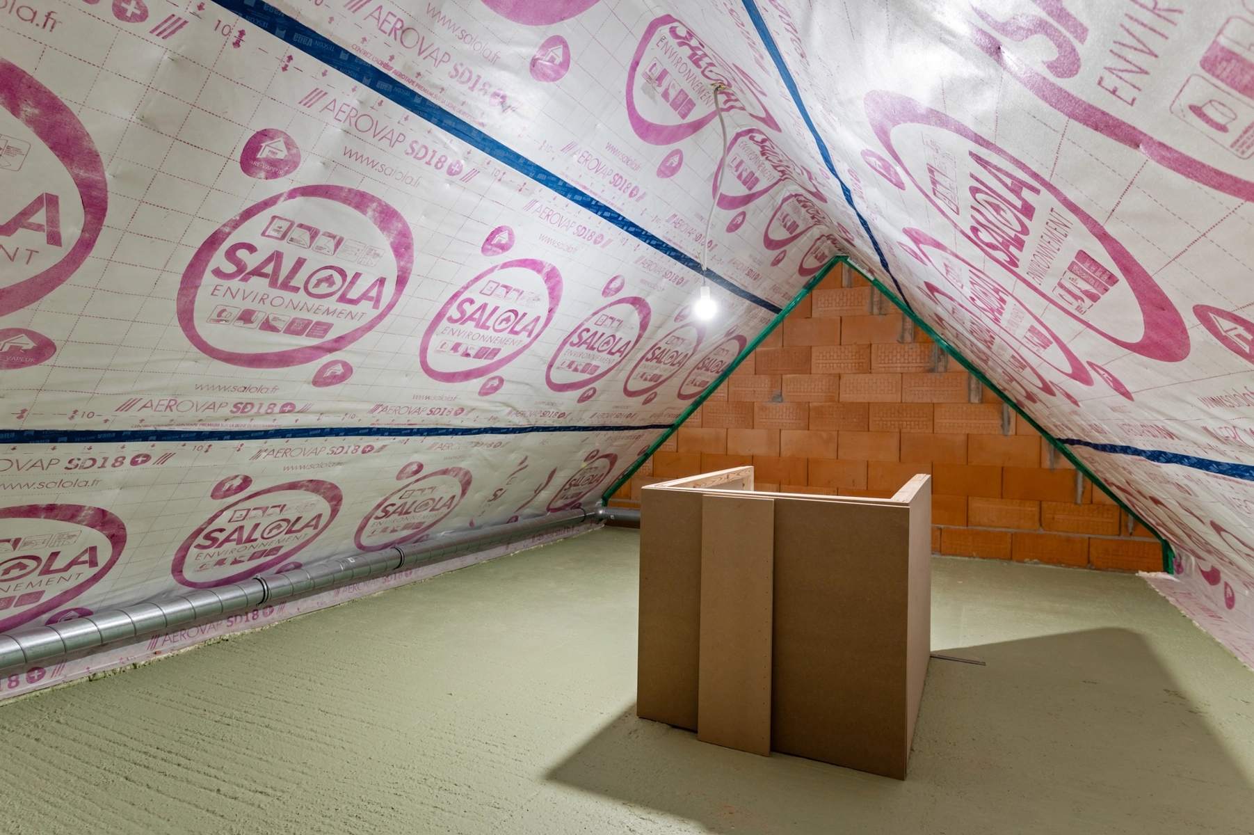 2622b69150b0408bb3c7551ed23ed3c0 photo