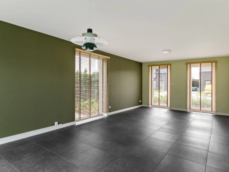 5253b7dc87e944f495354cad4bced41e thumbnail