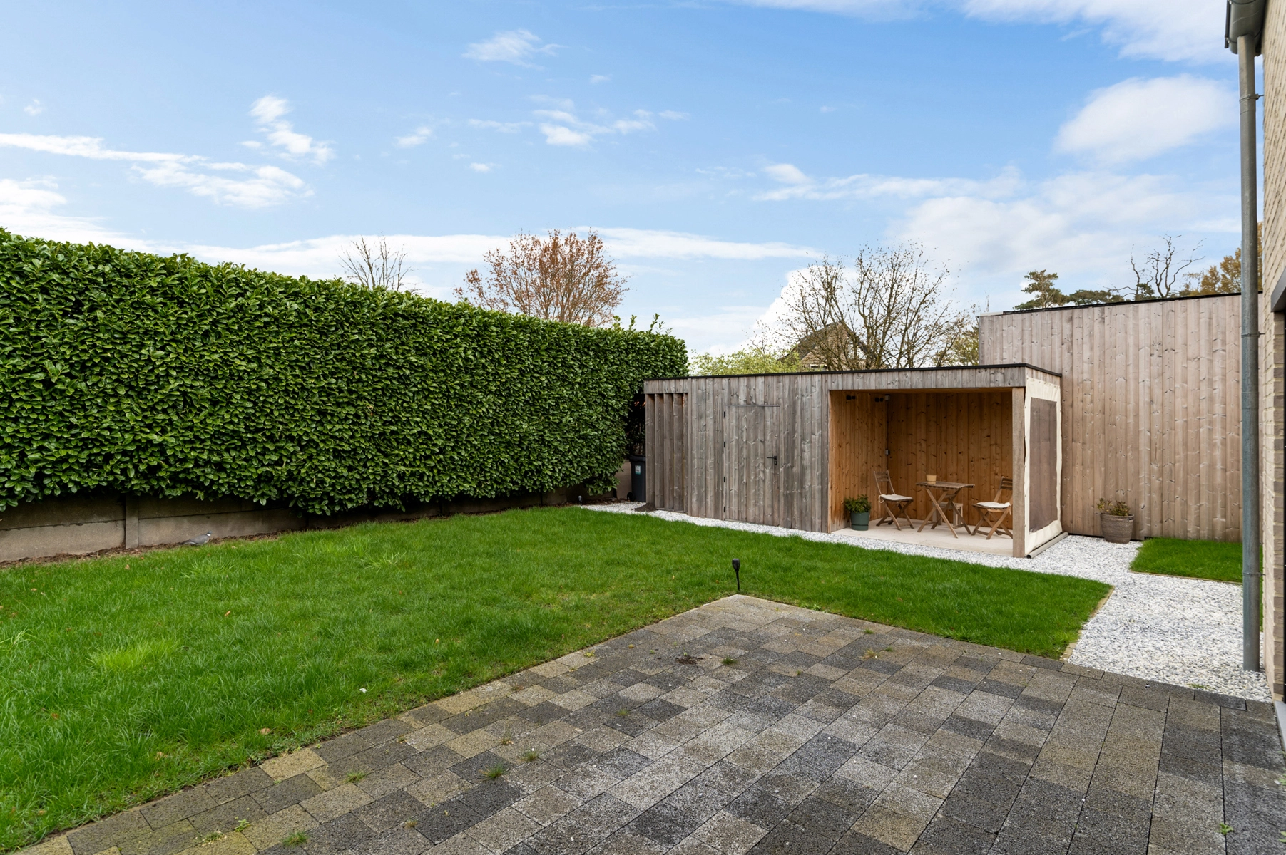 9dd12d59493744de979b0cbee2f5adcb photo