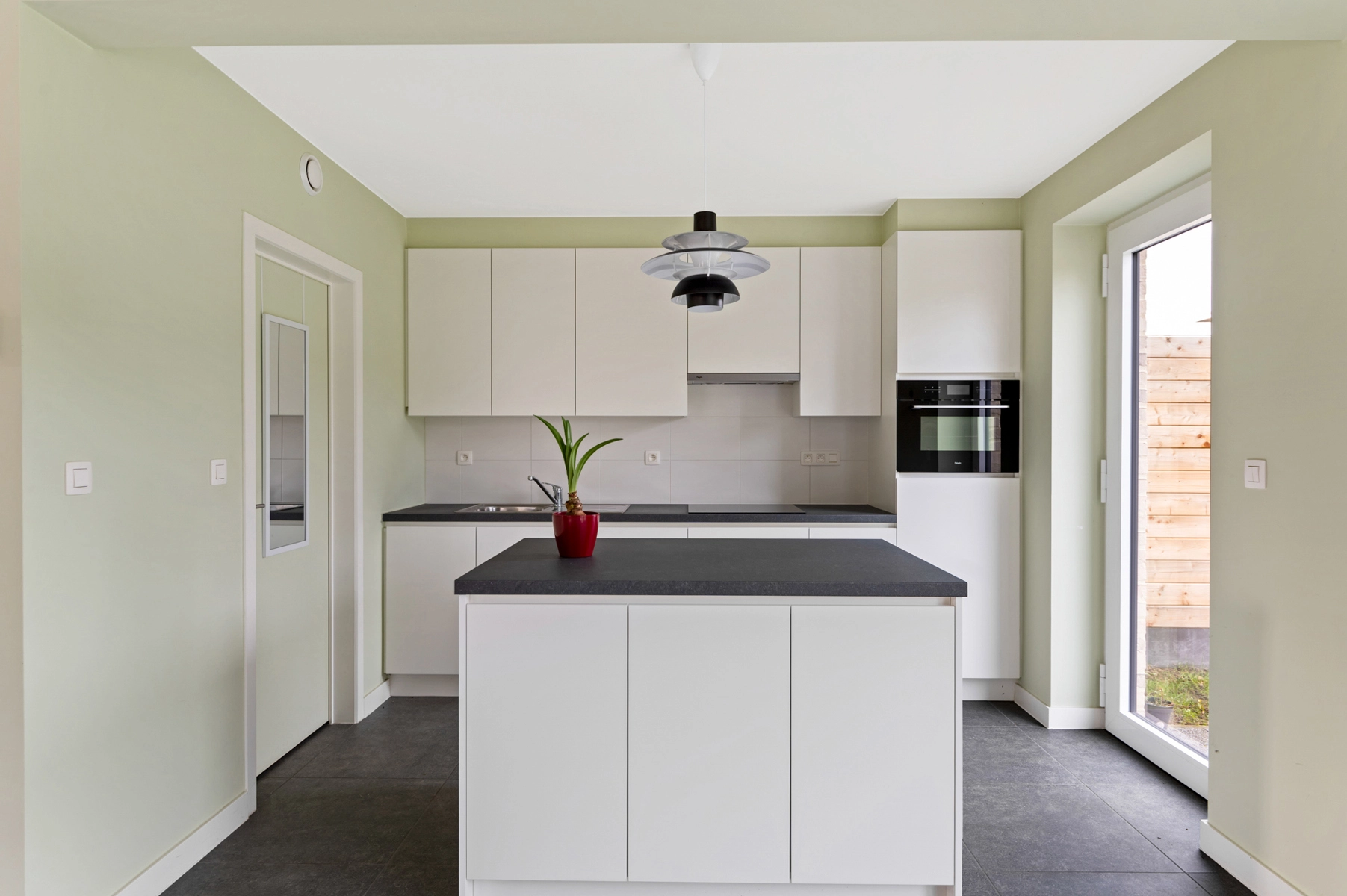 af14d4b909a0460c973510827ceedb1e photo