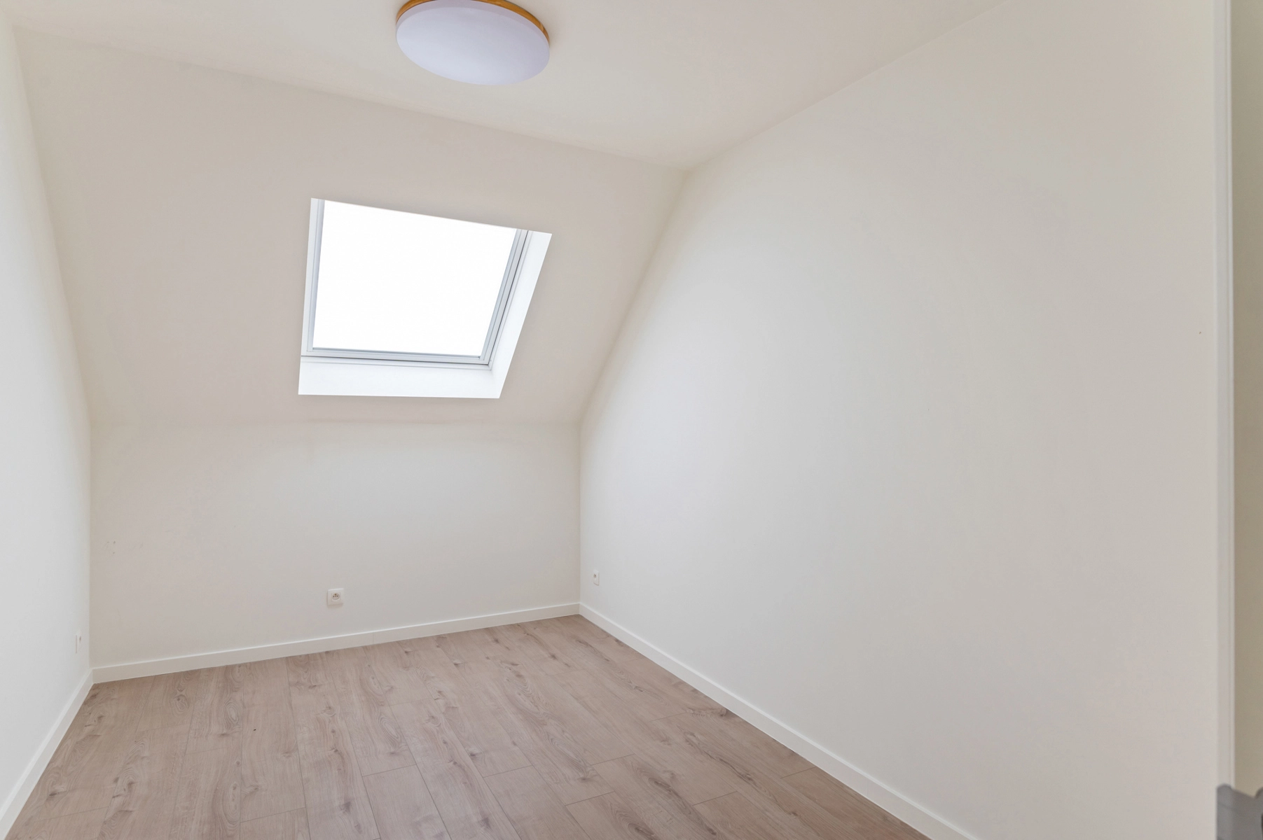 c179543d4015457c86f23b7440f0cb38 photo