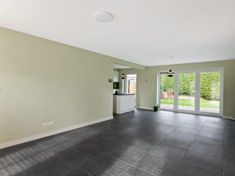 fe574880681f4a6fa09415f99ff0e85a thumbnail