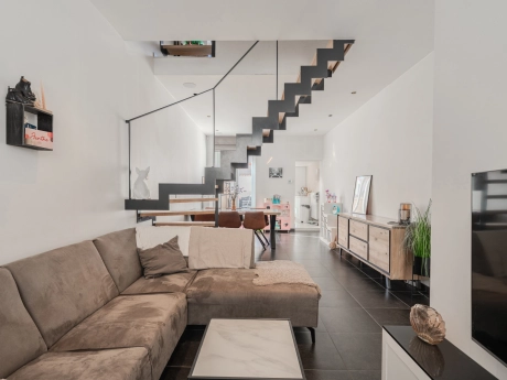 4c23af7fa2d740e1bfbaeedf62acb9f4 thumbnail