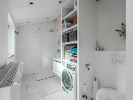 7b250fd6bfa94c3493a60e0cc98a7007 thumbnail