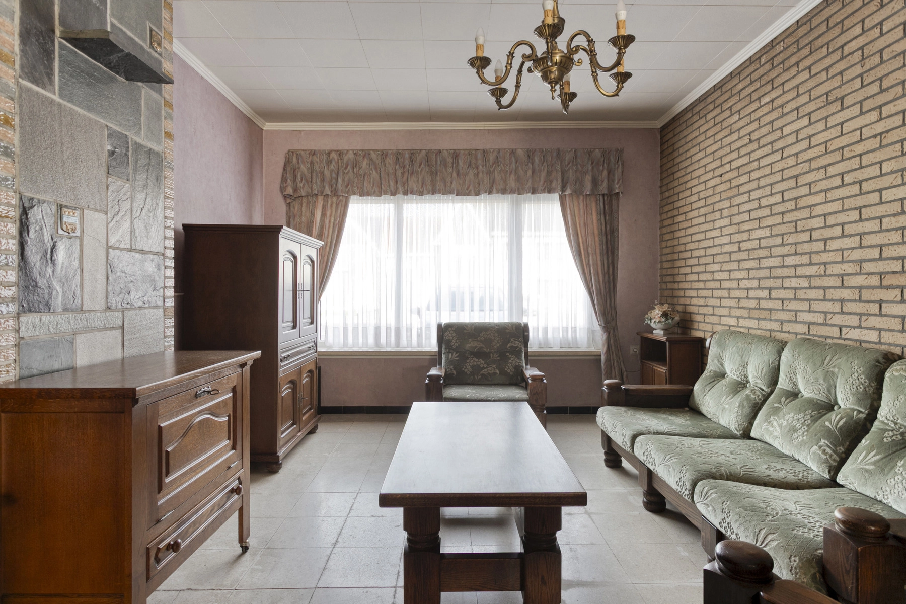 2cec622e6778409086ea174bea0bd446 photo