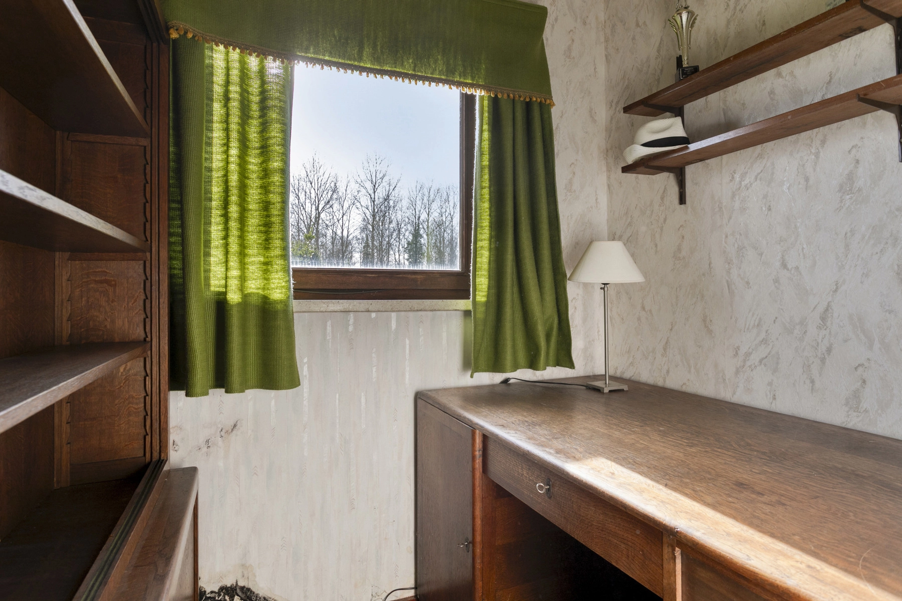 f6d66048903d47af8e4c77cdb0dc2249 photo