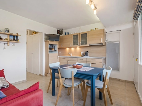 566aec183cd44aa09176ad17d8f9a8c2 thumbnail