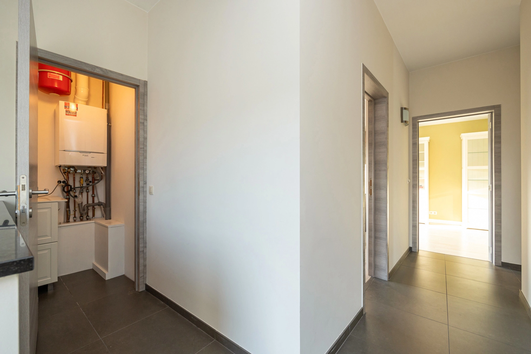 51d452bd31024595aa1f20c39909e3d7 photo