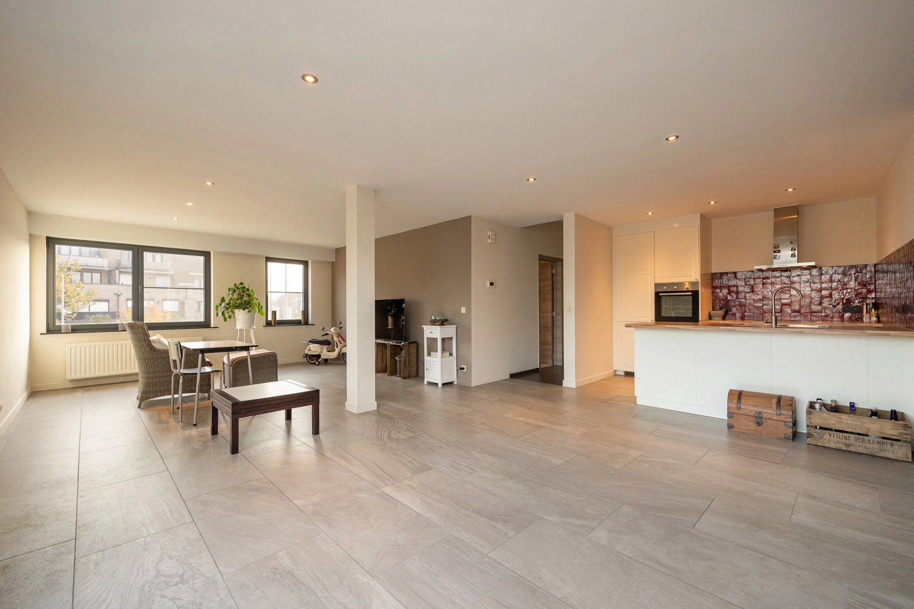 9593fd0611fb47838b0e60b8e80b63a1 photo