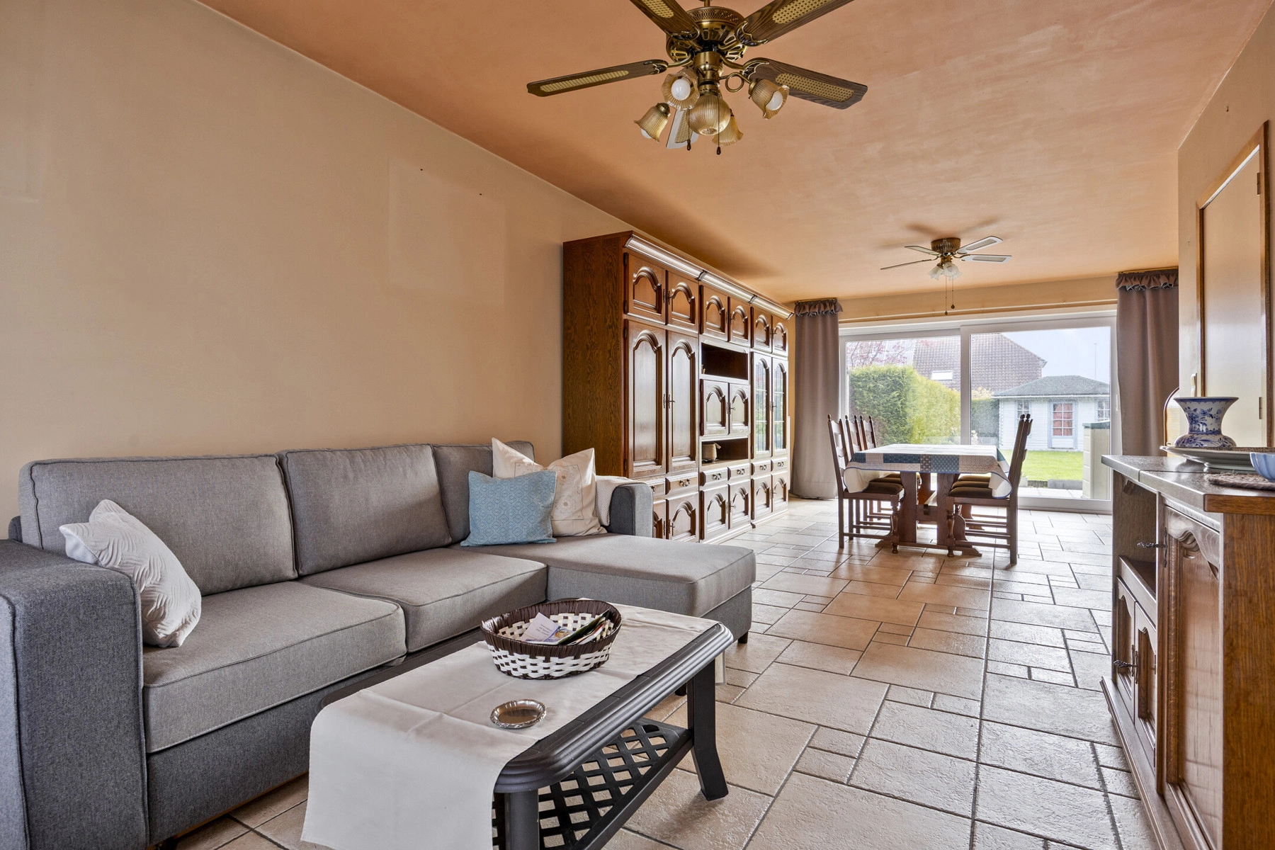 33a201a160044ca3834858c7a644a46e photo