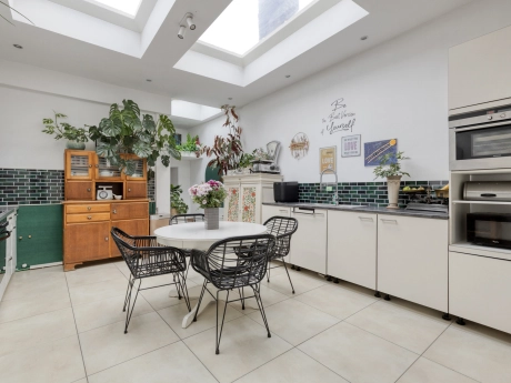 1e8cd88cb77c4c08b2b576bc46801181 thumbnail