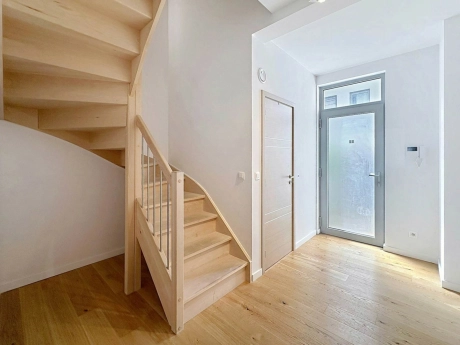 5dd639cd08734d5e8d399d6fb24a1ab6 thumbnail