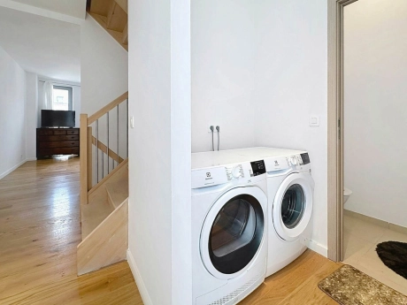 fa4fdfa1884f421e980adcb6bfedfb32 thumbnail