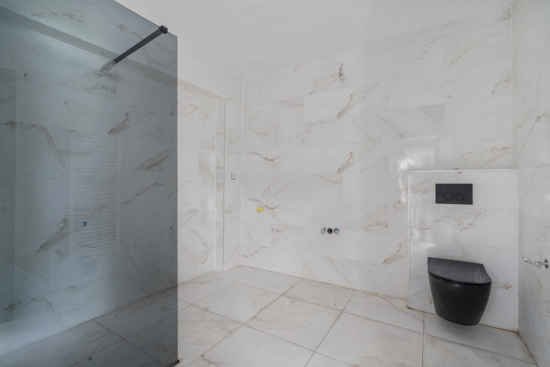 dcd9c0ace9d6440e8298ea634028adc6 photo