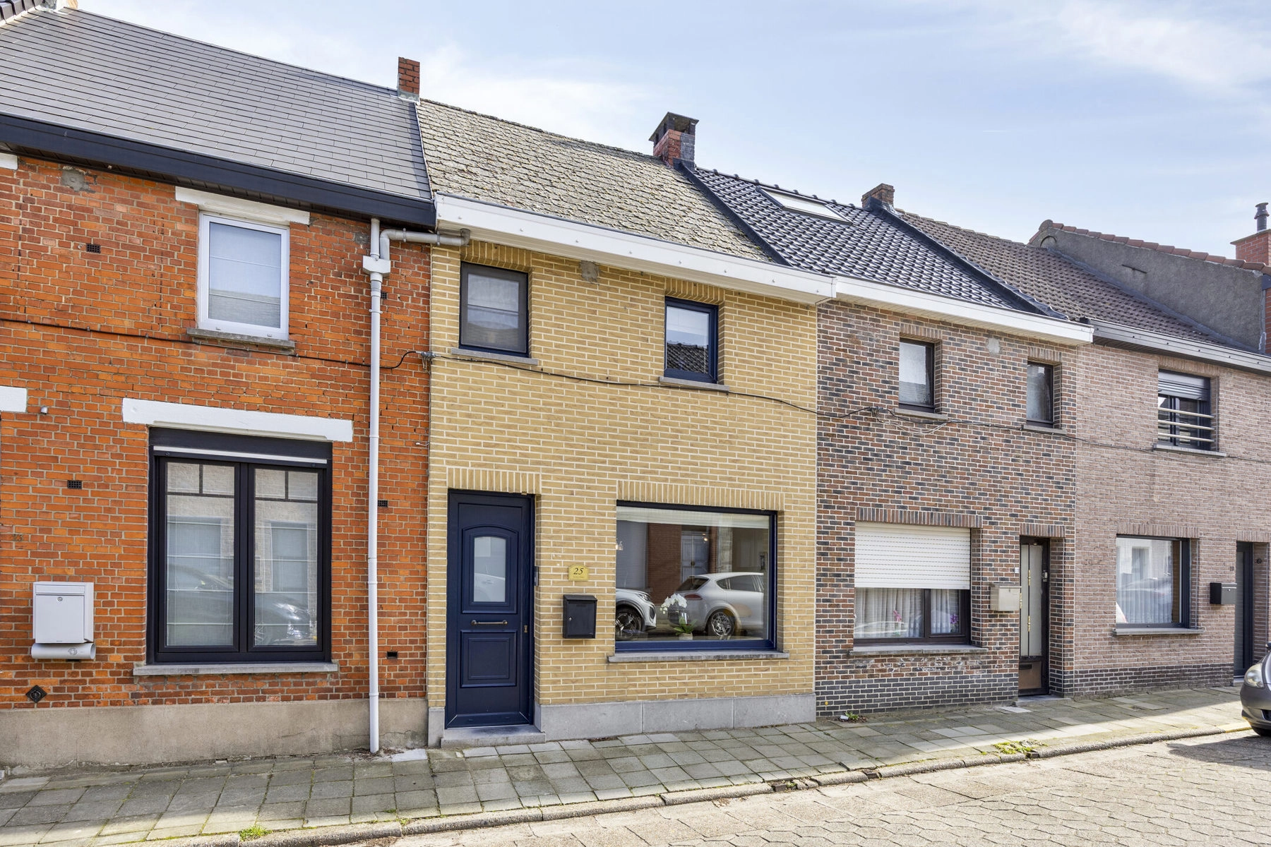 d9ef99fcc50f48cf8d146f78e8eb3b66 photo