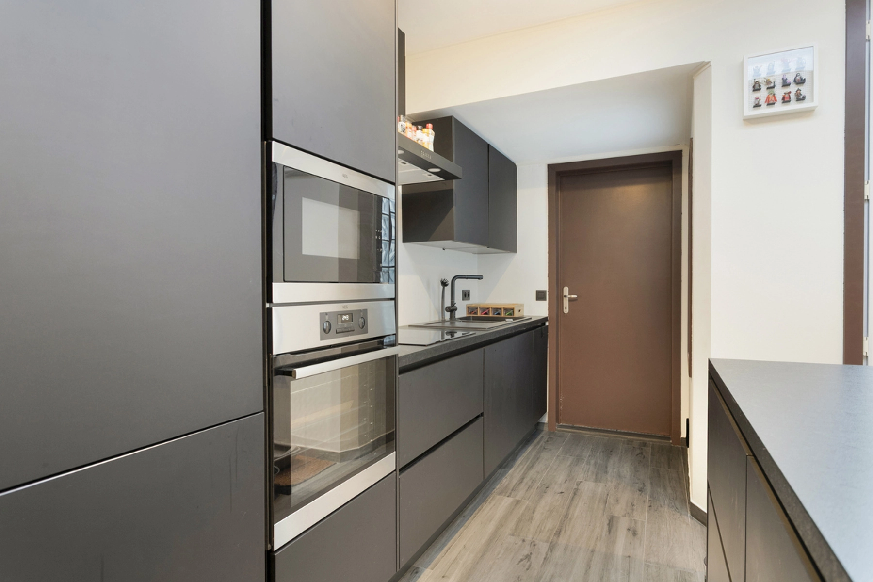 3257e823825a47458d99e8132292e570 photo