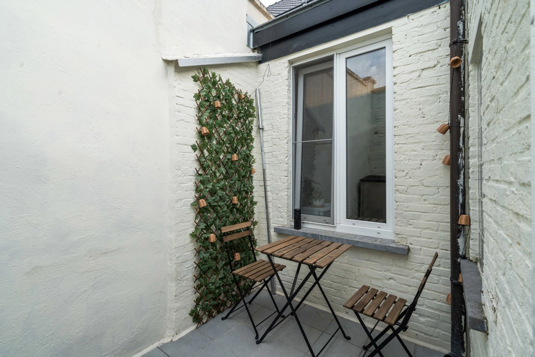 eb5d6ecd385443d49c0e3971738c6141 photo