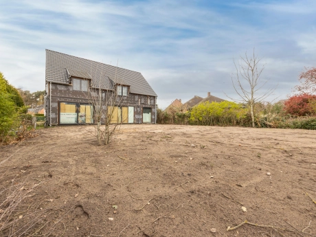 707f47a9dac74bfcab16c4d0a18bdc6b thumbnail