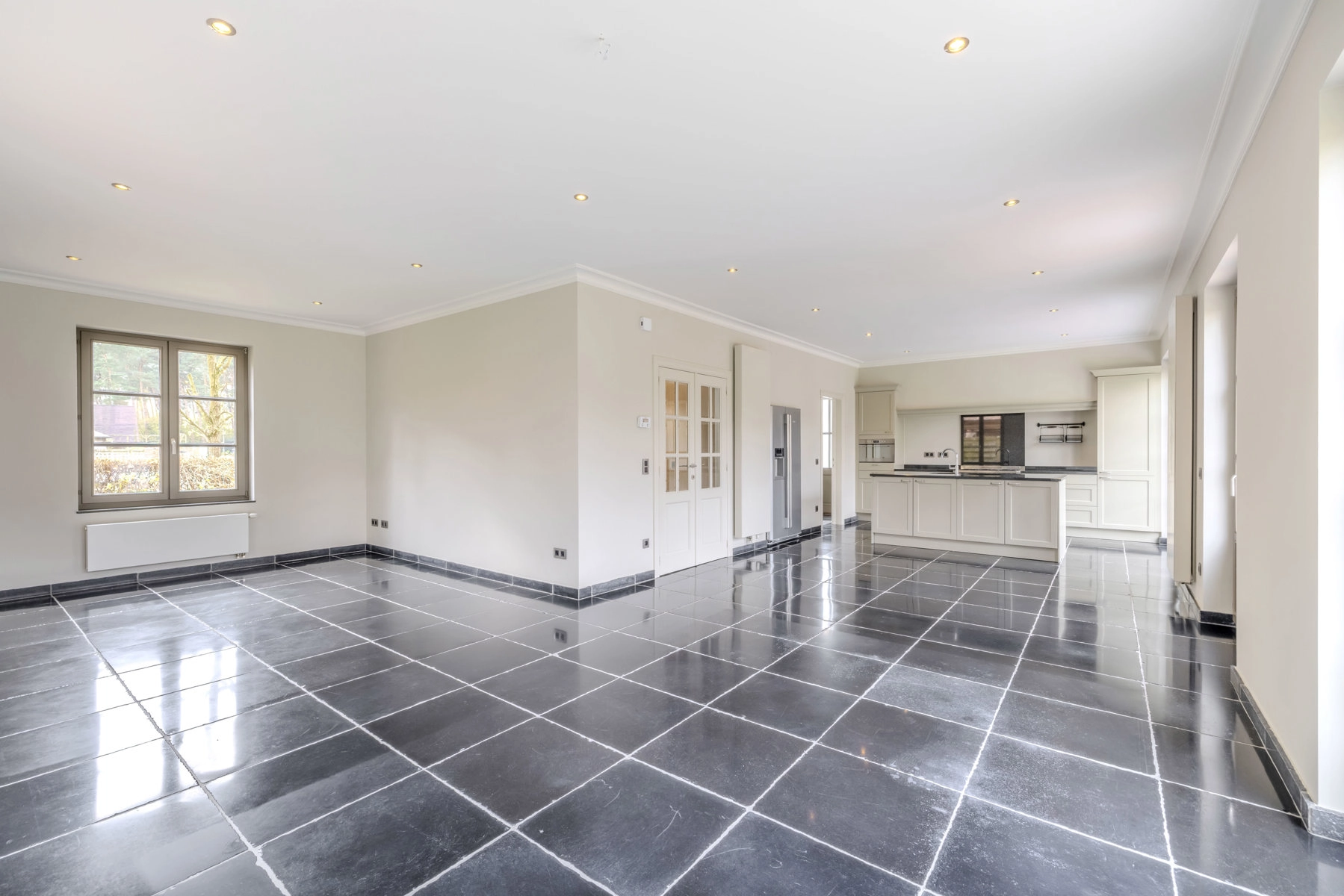 5bc37a130f1b4d928d7f7c34047268b2 photo