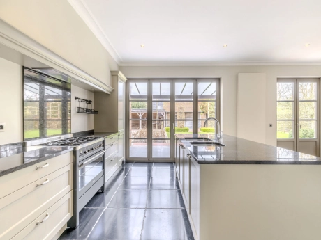 93f13aba158e4a4bbf00f88e72d61151 thumbnail