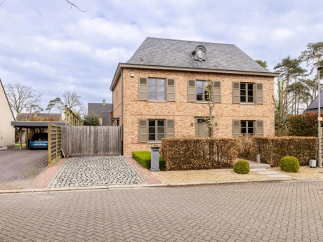 aca5ac16c9594348a3d0977a81124099 thumbnail