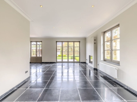 b296ba529d5f4d258e98d9669c1b8254 thumbnail