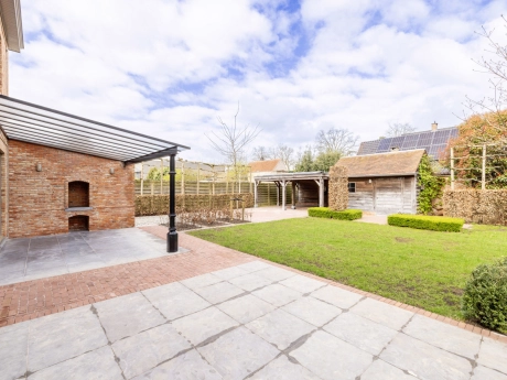 c298f24399084a669cf5712cffa17a5b thumbnail