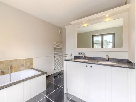 d2d0c1da4cf244fd946e97b7a8811118 thumbnail